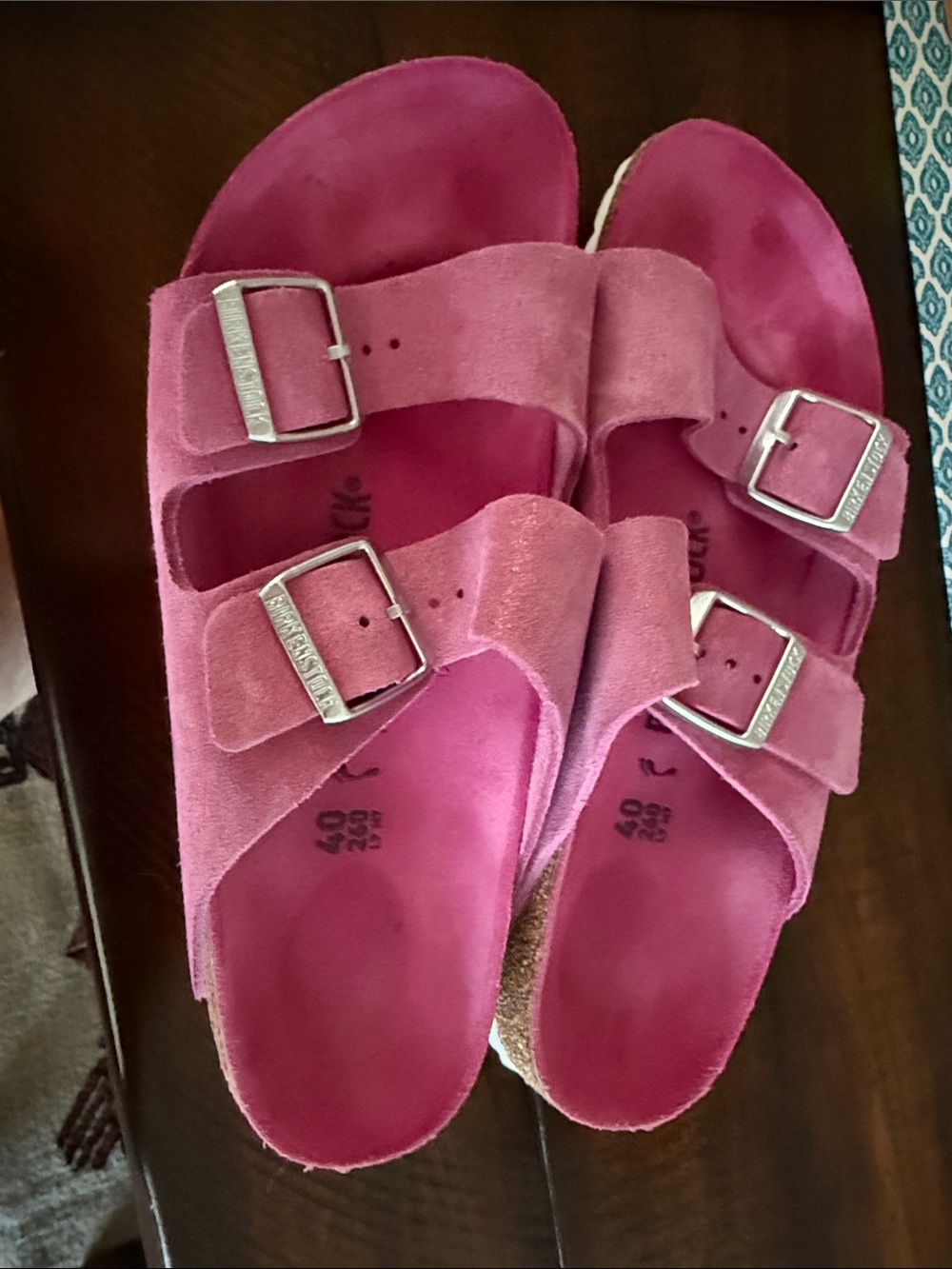Birkenstock Kids Suede Double-Buckle Sandals in Fuchsia Pink glitter